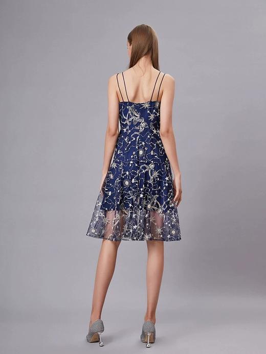 深蓝星空绣花双吊带开衩连衣裙 商品图2