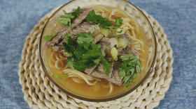 孕中期食谱 |  孕期易疲惫吃什么好？试试红烧牛肉面，补铁补气血