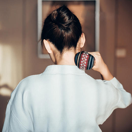 正安 山苍子手捶 身体放松舒缓好物 壮瑶族传统手艺手捶手工制作（短柄无袋子） 商品图3