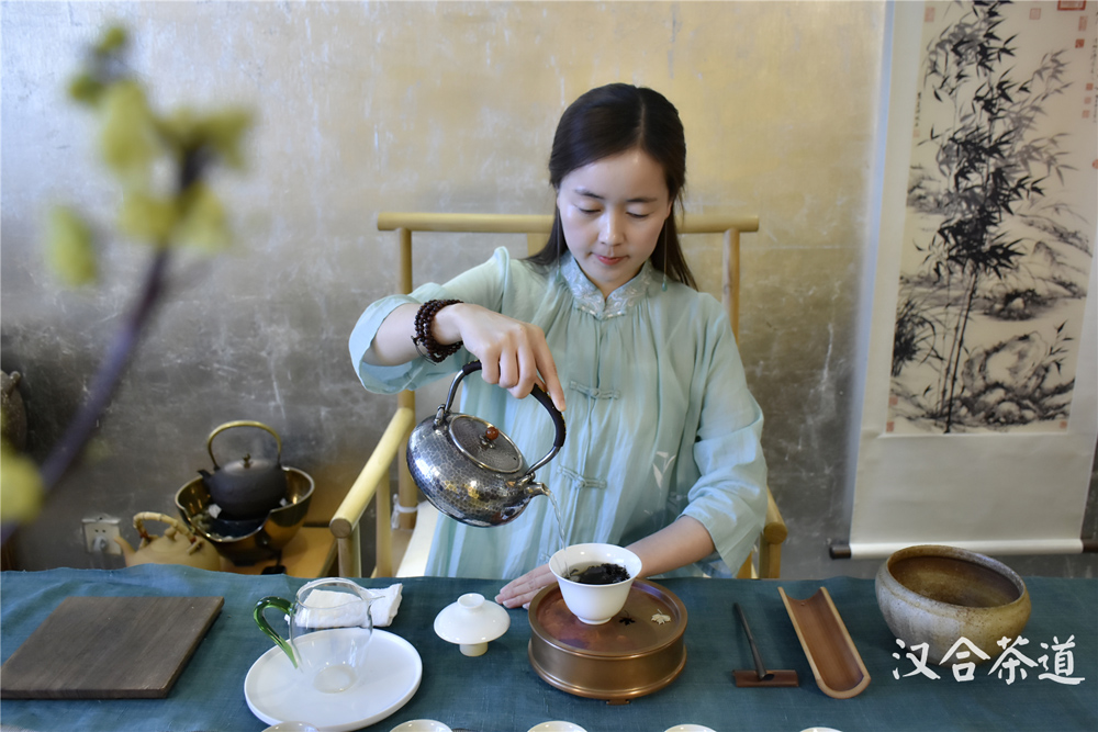 为了学习中国正宗茶道文化，我毅然选择从甘肃来到了北京汉合……