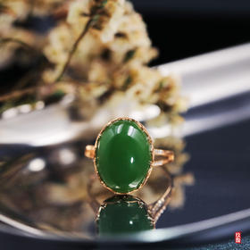 18K玫瑰金和田玉（碧玉）镶钻戒指--花边戒    蛋面12*16mm / 阳绿  （戒圈请备注留言）