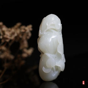 和田玉（白玉）籽料把件--一路连科 126g