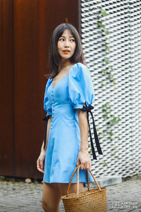 AtelierMissLu / Freda-海风蓝泡泡袖纽扣装饰连身裙