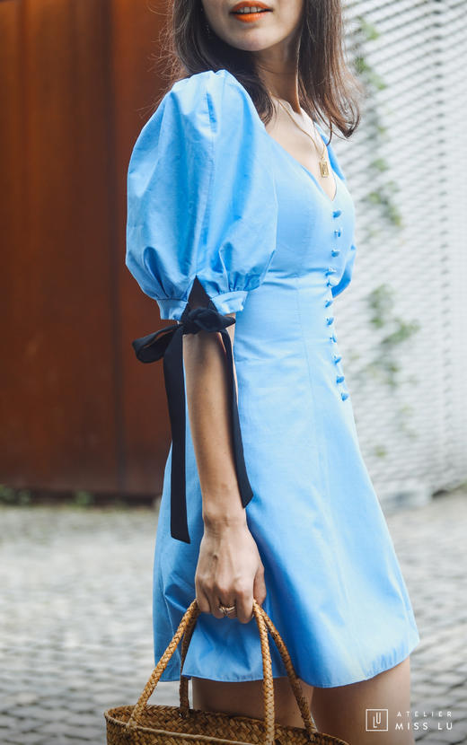 AtelierMissLu / Freda-海风蓝泡泡袖纽扣装饰连身裙 商品图2