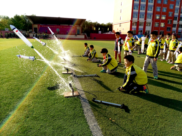 2019秋宜兴市城北小学力翰科学课程长征水火箭课程19cqd0524