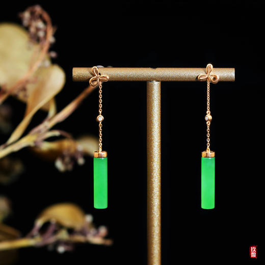 18K玫瑰金和田玉（碧玉）镶钻耳饰--亭亭玉立  /圆柱5*20mm/苹果绿 商品图0
