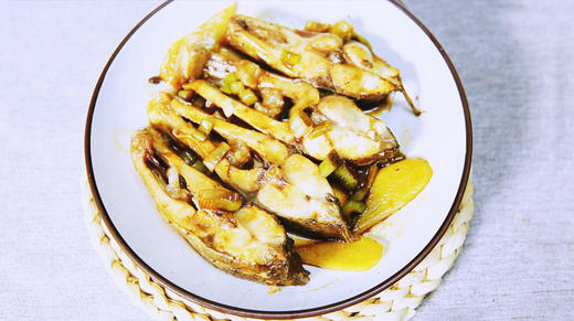 孕中期食谱 | 孕妇吃什么有利于胎儿成长，试试五香鳊鱼，肉质鲜美，营养丰富 商品图0