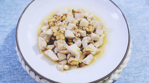 孕中期食谱 | 孕妇吃什么有利于胎儿大脑发育，试试松仁爆鸡丁，肉汁饱满超下饭 商品图0