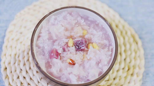孕中期食谱 | 孕妇便秘吃什么好？试试紫薯银耳松子粥，美味早餐好选择 商品图0