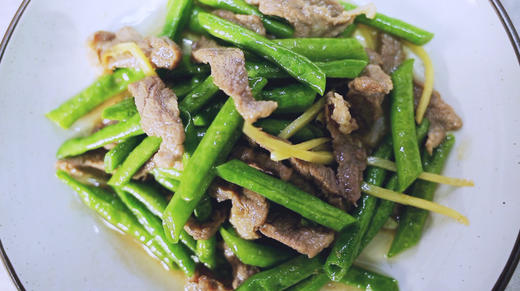 孕晚期食谱 | 孕妇补铁吃什么好？试试豆角小炒肉，有股妈妈的味道！ 商品图0