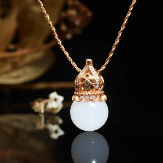 18K玫瑰金和田玉（白玉）镶钻玉珠吊坠--宝葫芦  / 玉珠12mm 商品图3