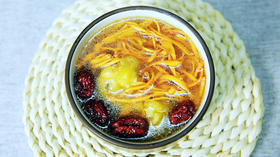 哺乳期食谱 | 坐月子吃什么好？试试虫草花猪蹄汤，满满胶原蛋白，美容下奶两不误