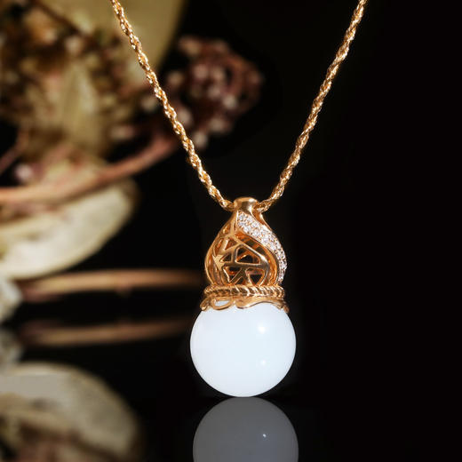 18K玫瑰金和田玉（白玉）镶钻玉珠吊坠--宝葫芦  / 玉珠12mm 商品图1