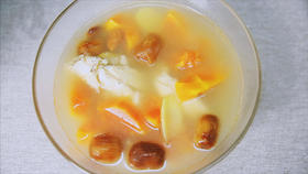 哺乳期食谱 | 坐月子吃什么催乳？试试木瓜煲鳅鱼汤，味道甜甜的，百喝不腻