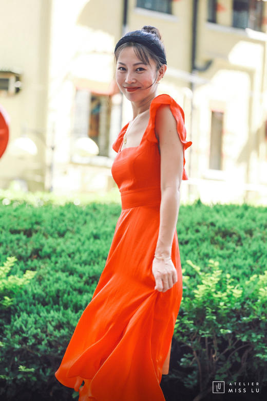 AtelierMissLu / Carina-探戈红荷花袖方领露背裙 商品图6