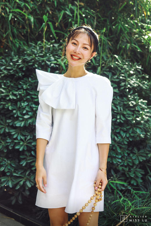 AtelierMissLu / Liza-白色褶皱装饰连身裙 商品图0