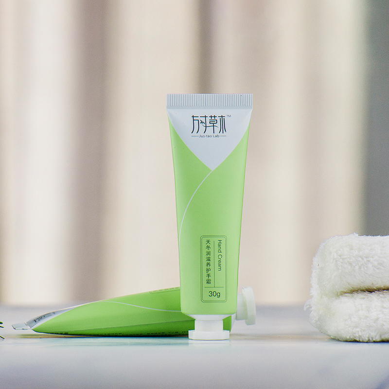 护手霜 | 一支特价护手霜开启了我的方寸草木之路