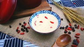 【每日膳食】阿胶牛奶麦片 养颜营养早餐