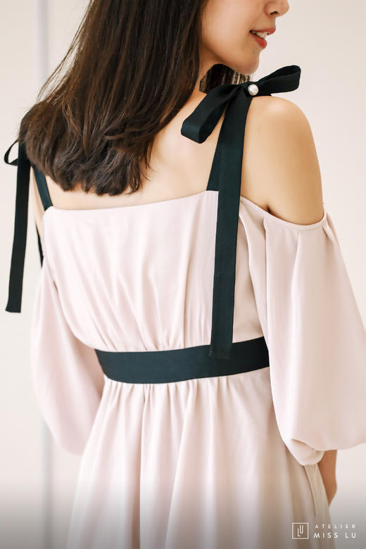 AtelierMissLu / Cintia-香槟粉飘带装饰连身裙 商品图2