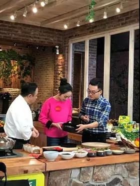 【每日膳食】《回家吃饭》：孔小主喊你来做“阿胶芝士焗红薯”