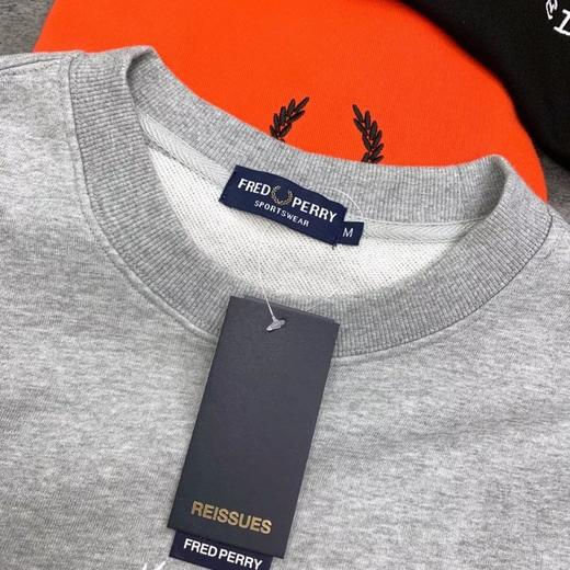 英国品牌 fred perry(弗雷德 派瑞)2019专柜情侣款卫衣!