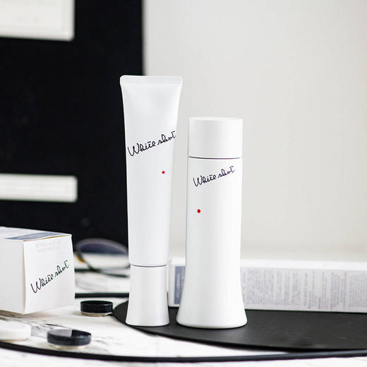 POLA宝丽美白淡斑面部化妆水爽肤水乳液 商品图0