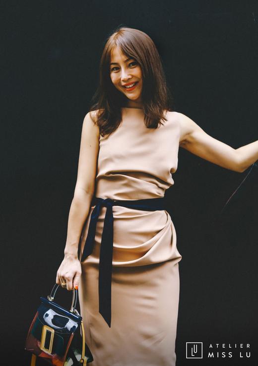 AtelierMissLu / Lyda-肉桂奶茶立裁腰间系带连身裙 商品图0