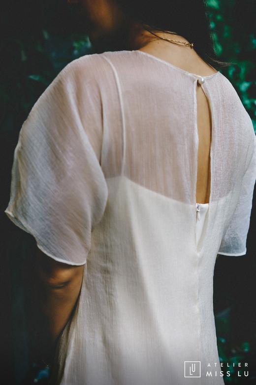 AtelierMissLu / Shirley-奶绵白薄纱吊带两件式连身裙 商品图3