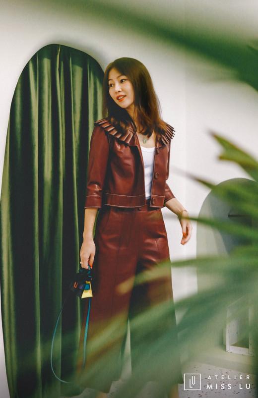 AtelierMissLu / Lucille-酒红褶皱装饰仿皮外套 商品图2