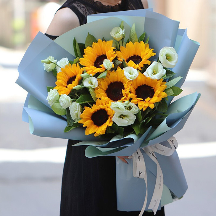 6朵向日葵混搭精品花束-父亲节生日送爸爸长辈老师节日鲜花领导长辈