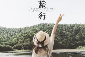 在夏天，做一个彩色精灵女孩