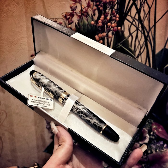 b092285情侣款秋季新品商务星空钢笔签字笔学生练字笔