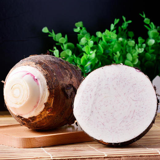 广西 荔浦芋头 肉质细腻 软糯香甜 人工挑选 老少皆宜 饱满厚实 富含