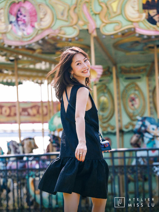 AtelierMissLu / Christy -黑色下摆褶皱装饰背心裙 商品图4