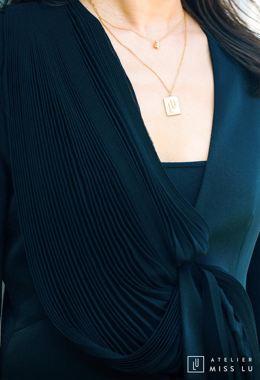 AtelierMissLu / Roz-黑色风琴褶装饰短外套 商品图4