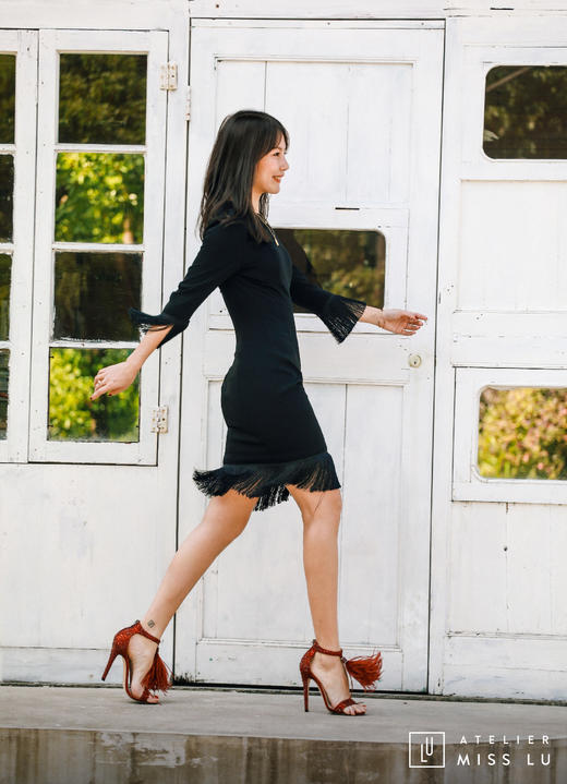 AtelierMissLu / Hera-黑色袖口下摆流苏装饰连身裙 商品图2