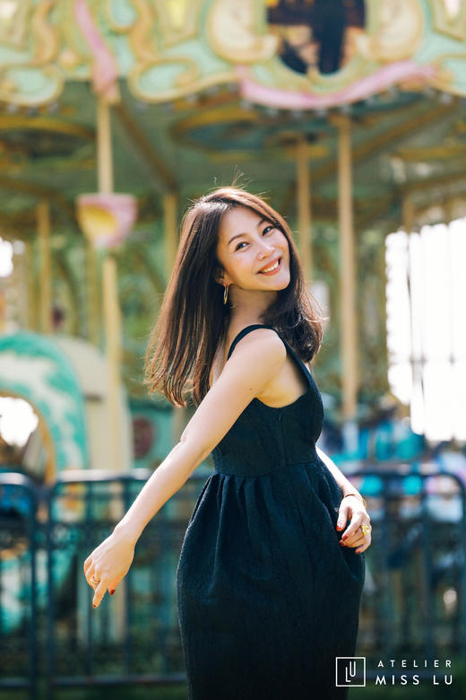 AtelierMissLu / Becky-黑色暗纹收腰背心裙 商品图8