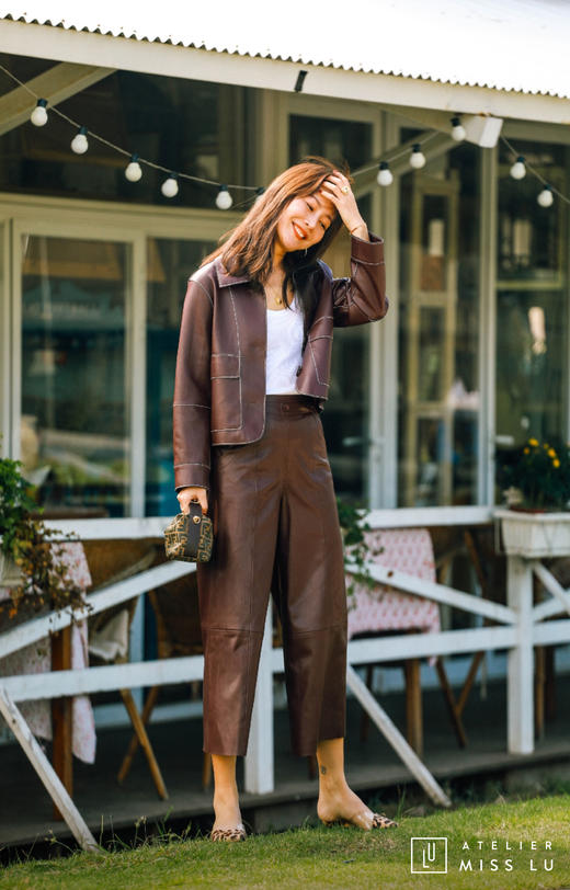 AtelierMissLu / Karen-酒红仿皮短外套 商品图2