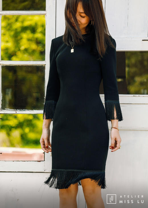 AtelierMissLu / Hera-黑色袖口下摆流苏装饰连身裙 商品图4