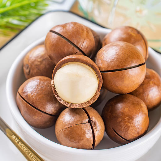 精选夏威夷果【200g/瓶】 肉质滑润/奶香诱人 商品图1