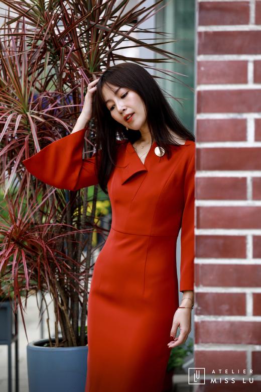 AtelierMissLu / Fiona-枫叶红金属扣装饰连身裙 商品图0