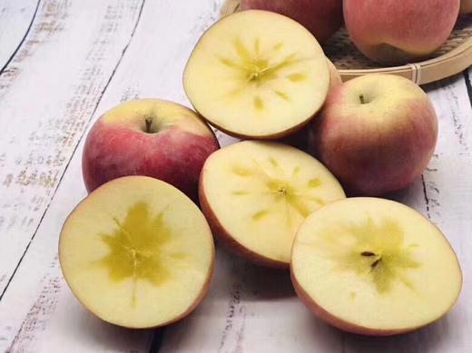 新疆阿克苏冰糖心苹果多规格 阿克苏核心产区时令果蔬 新疆特产 商品图1