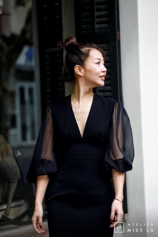 AtelierMissLu / Marsha-光泽黑欧根纱拼接连身裙 商品图3