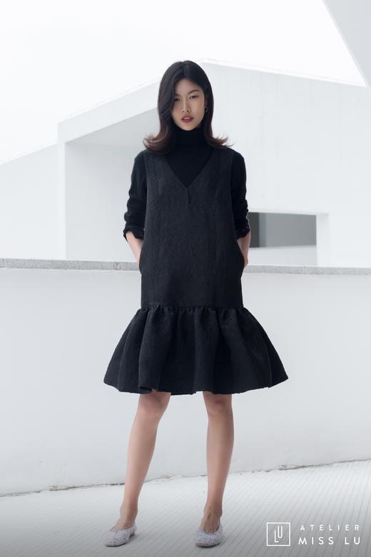 AtelierMissLu / Christy -黑色下摆褶皱装饰背心裙 商品图9