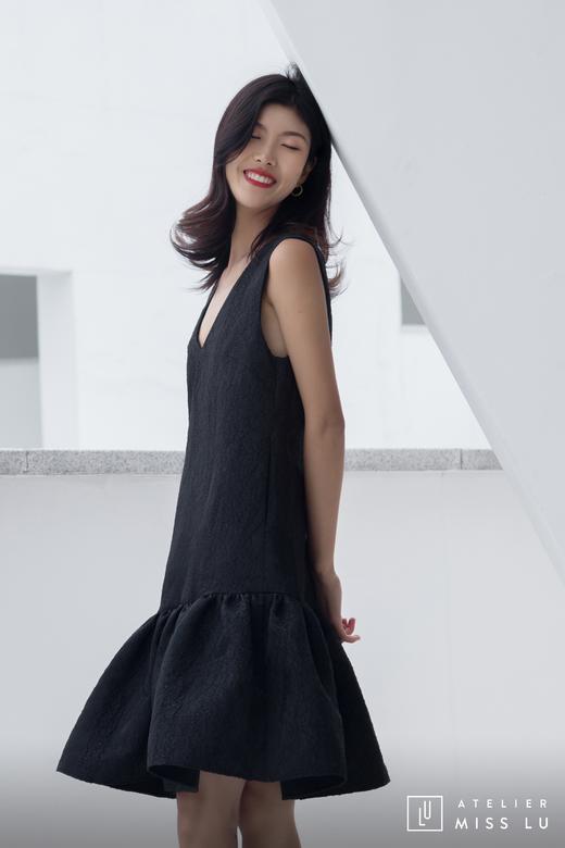 AtelierMissLu / Christy -黑色下摆褶皱装饰背心裙 商品图14