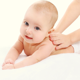 宝宝抚触必备技能， 爸妈们学起来