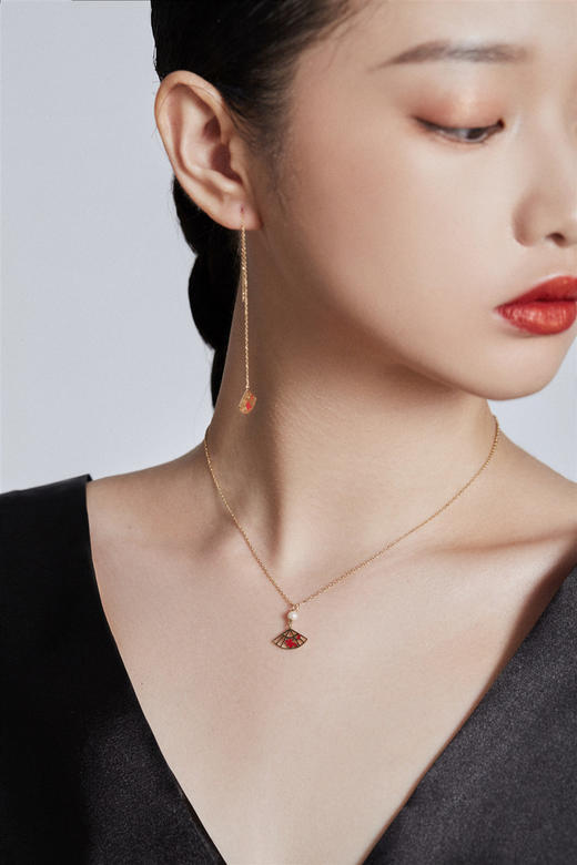 金荷扇冷珐琅耳线 商品图3