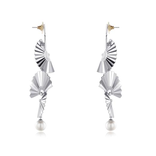 善舞纯银镀铑珍珠耳坠 商品图3