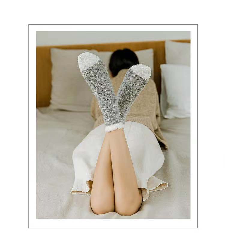 珊瑚绒袜子女毛冬季加厚加绒保暖睡眠月子棉袜产后秋冬新款睡觉袜 一
