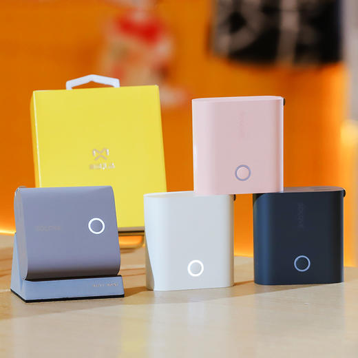 素乐充电宝二合一 商品图1